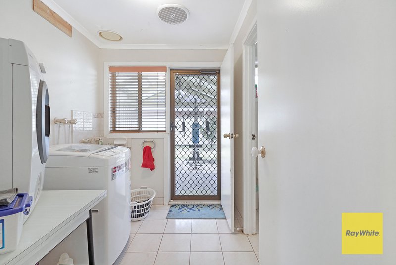 Photo - 14 Tallong Court, Hoppers Crossing VIC 3029 - Image 12