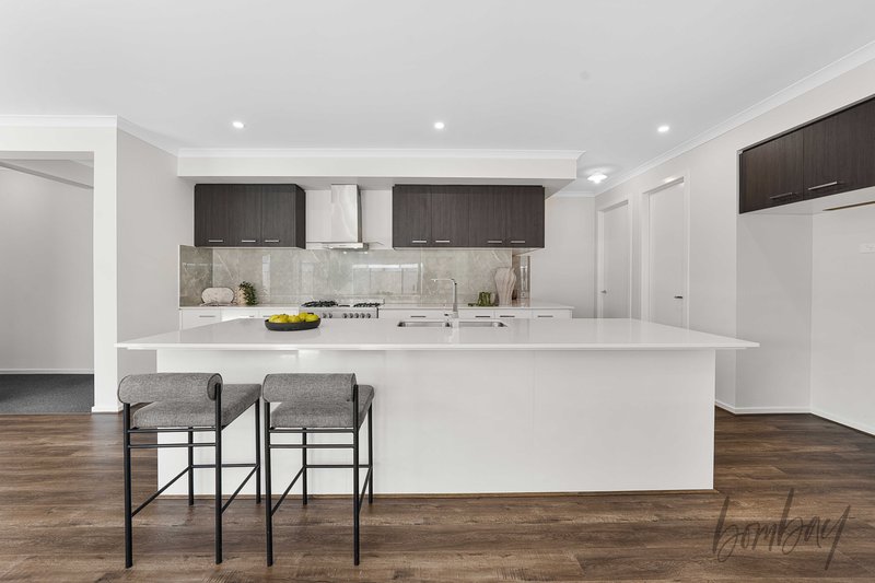 Photo - 14 Tarrengower Street, Donnybrook VIC 3064 - Image 4