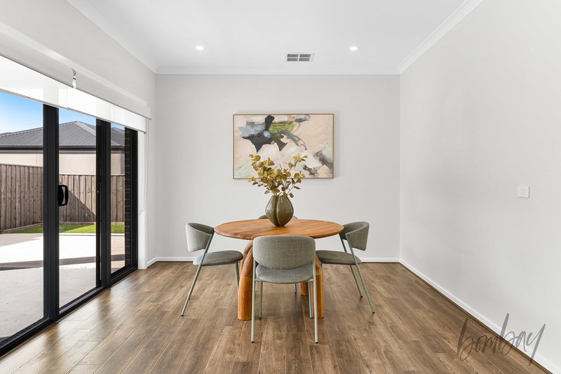 Photo - 14 Tarrengower Street, Donnybrook VIC 3064 - Image 9