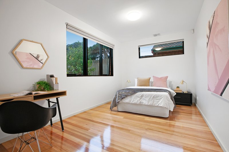 Photo - 14 Taylor Avenue, Reservoir VIC 3073 - Image 11