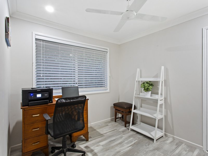 Photo - 14 Teak Ct , Morayfield QLD 4506 - Image 15