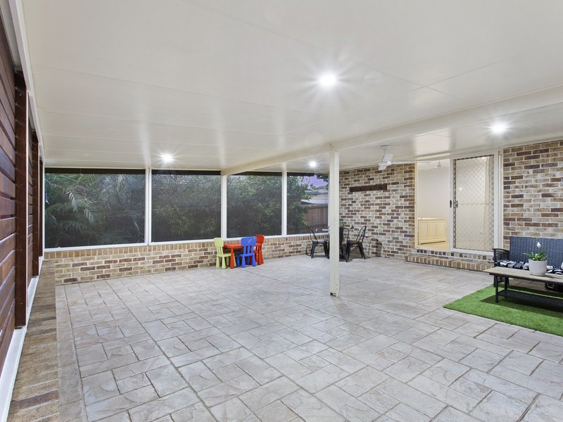 Photo - 14 Teak Ct , Morayfield QLD 4506 - Image 17