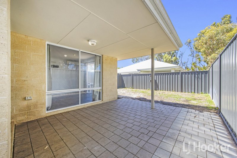 Photo - 1/4 Tempo Street, Yanchep WA 6035 - Image 10