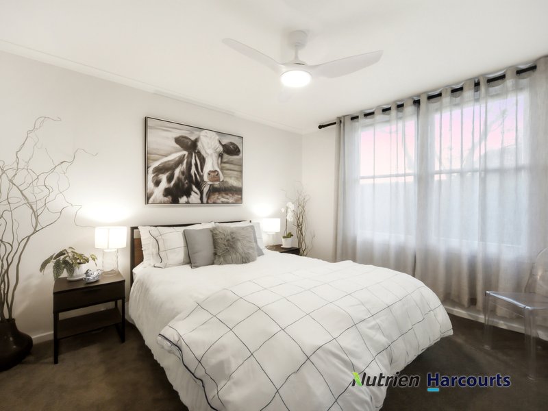 Photo - 14 Tenth Avenue, Eildon VIC 3713 - Image 11