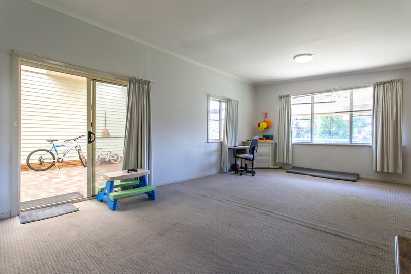 Photo - 14 Terry Street, Tamworth NSW 2340 - Image 3