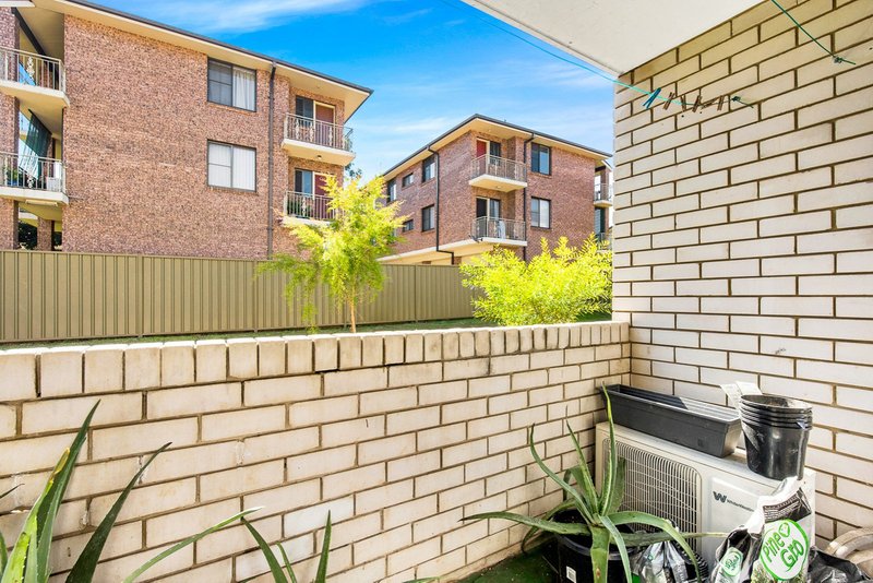 Photo - 1/4 The Crescent, Penrith NSW 2750 - Image 5