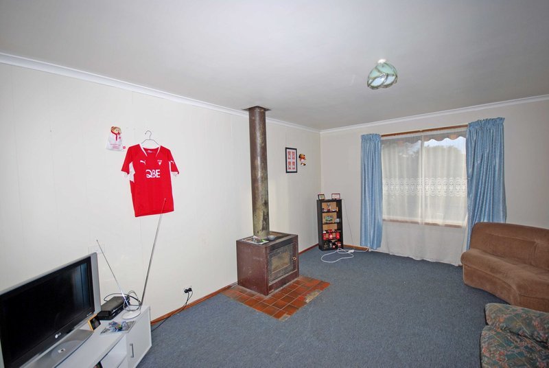 Photo - 14 Thistle Street, Gagebrook TAS 7030 - Image 3