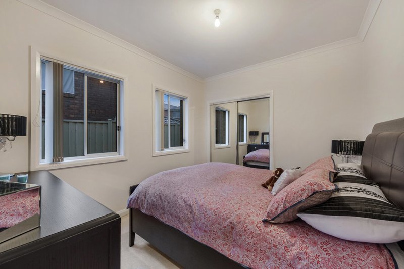 Photo - 14 Thomas Street, Roxburgh Park VIC 3064 - Image 10