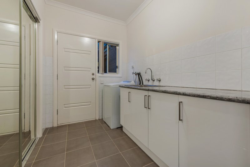 Photo - 14 Thomas Street, Roxburgh Park VIC 3064 - Image 13