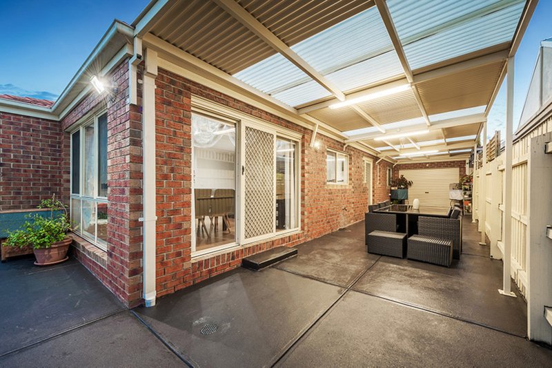 Photo - 14 Thompson Crescent, Roxburgh Park VIC 3064 - Image 10