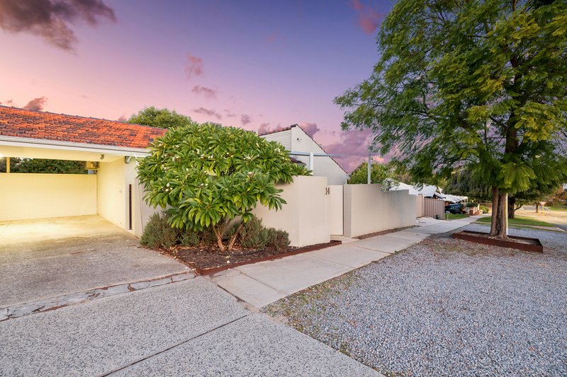 Photo - 14 Throssell Street, Como WA 6152 - Image 2