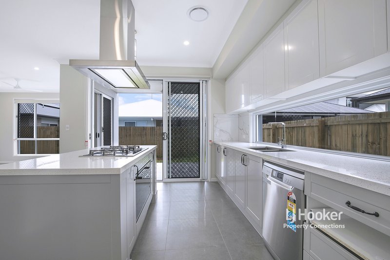 Photo - 14 Tiffany Street, Newport QLD 4020 - Image 9