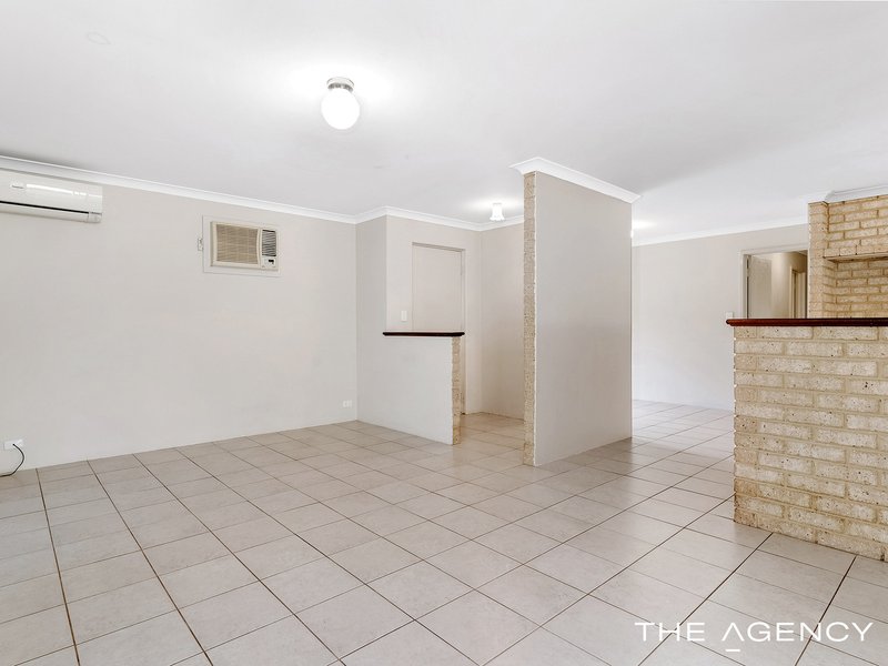 Photo - 1/4 Tocoma Court, Meadow Springs WA 6210 - Image 5