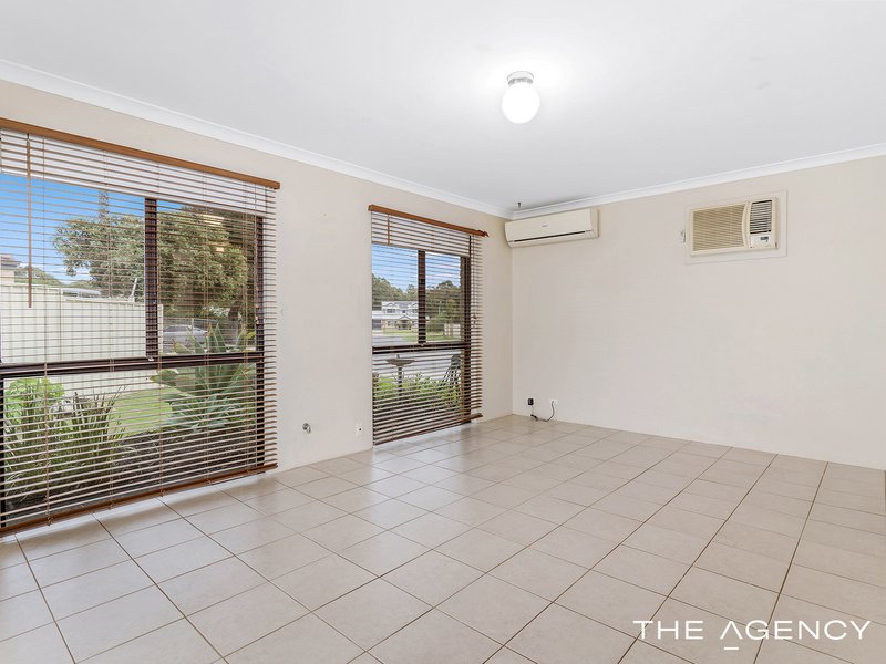 Photo - 1/4 Tocoma Court, Meadow Springs WA 6210 - Image 6