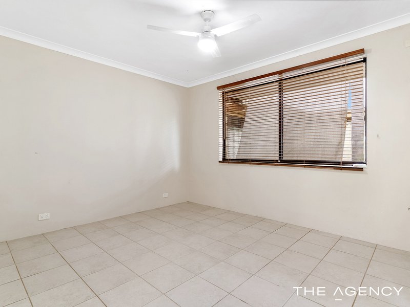 Photo - 1/4 Tocoma Court, Meadow Springs WA 6210 - Image 11