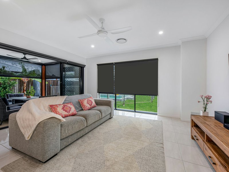 Photo - 14 Toorak Place, Baringa QLD 4551 - Image 6