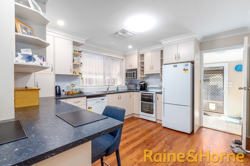 Photo - 14 Topaz Street, Dubbo NSW 2830 - Image 3