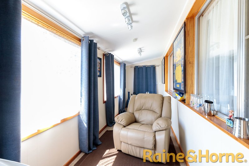 Photo - 14 Topaz Street, Dubbo NSW 2830 - Image 7