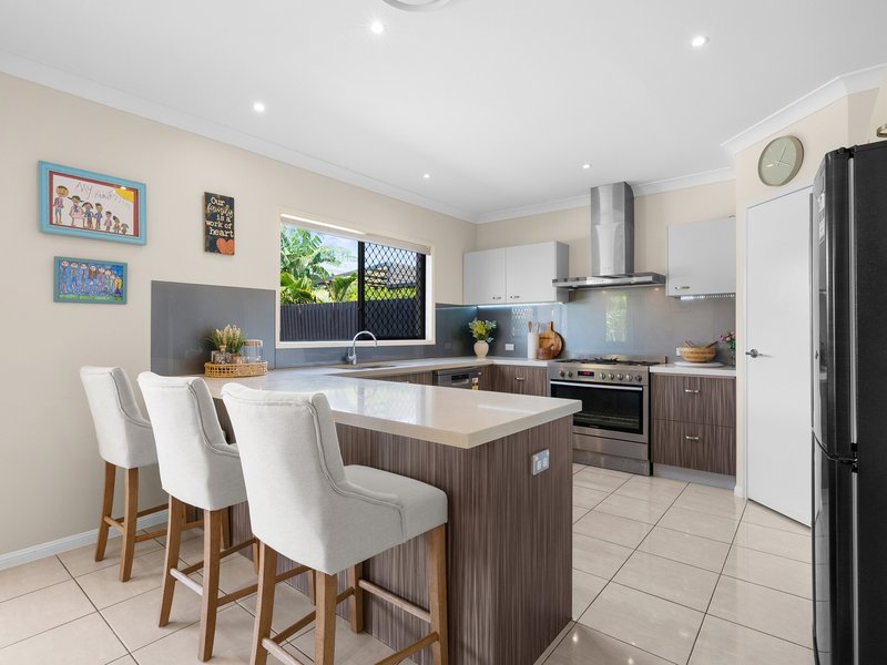 Photo - 14 Torello Crescent, Victoria Point QLD 4165 - Image 6