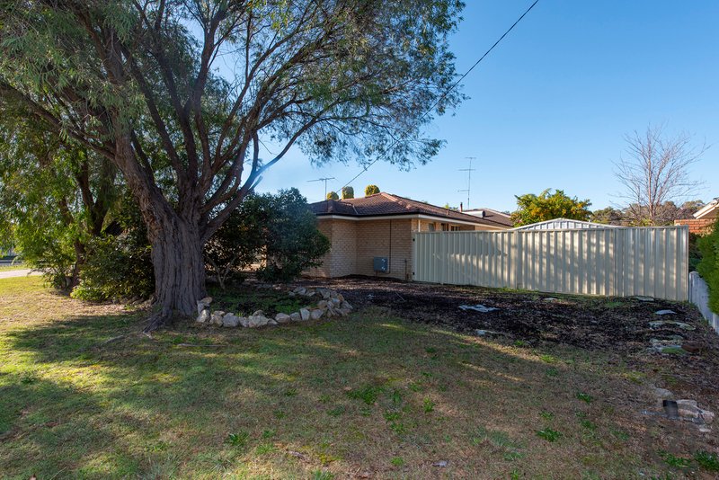 Photo - 14 Torrens Place, Greenfields WA 6210 - Image 2