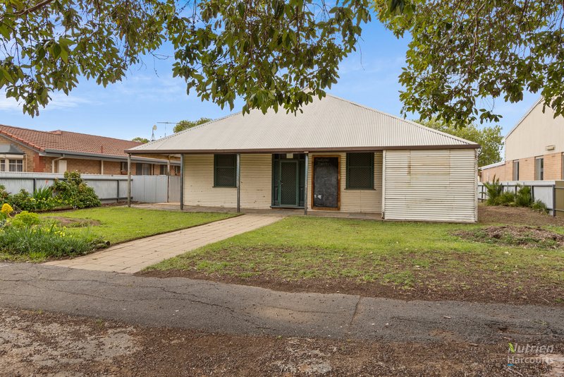 Photo - 14 Torrens Road, Riverton SA 5412 - Image 2