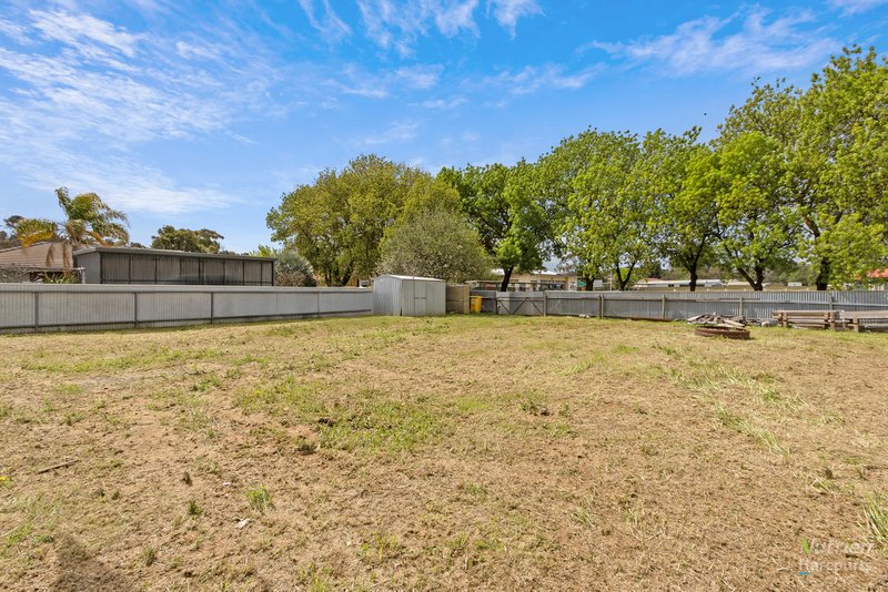 Photo - 14 Torrens Road, Riverton SA 5412 - Image 17