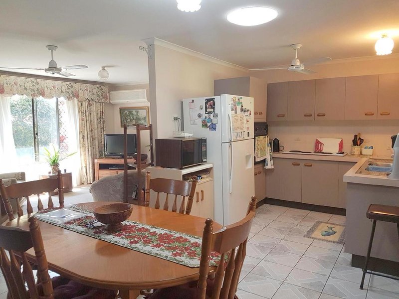 Photo - 14 Tortuga St , Deception Bay QLD 4508 - Image 4