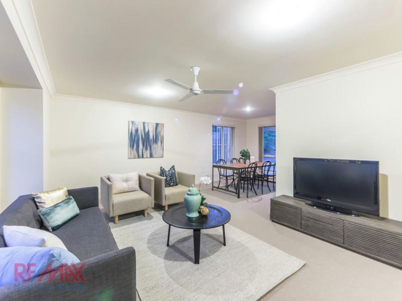 Photo - 14 Tosca Street, Cashmere QLD 4500 - Image 3