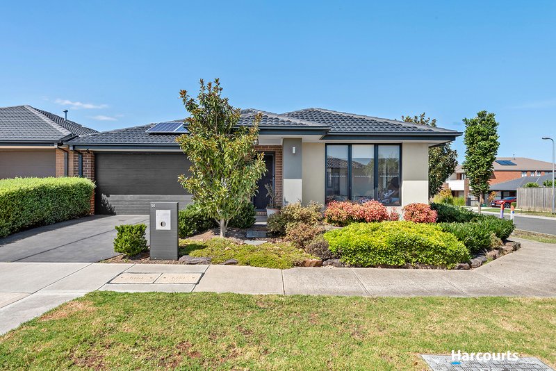 14 Trainers Way, Clyde North VIC 3978