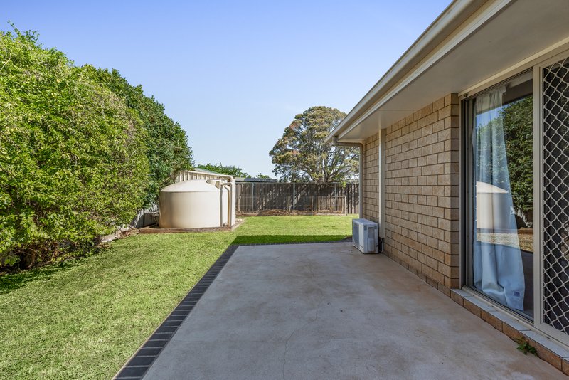 Photo - 14 Trapp Street, Rockville QLD 4350 - Image 10