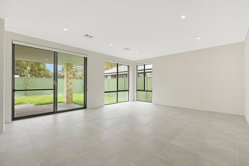 Photo - 14 Treasure Road, Henley Brook WA 6055 - Image 3