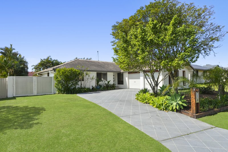 Photo - 14 Treeview Drive, Burleigh Waters QLD 4220 - Image 1