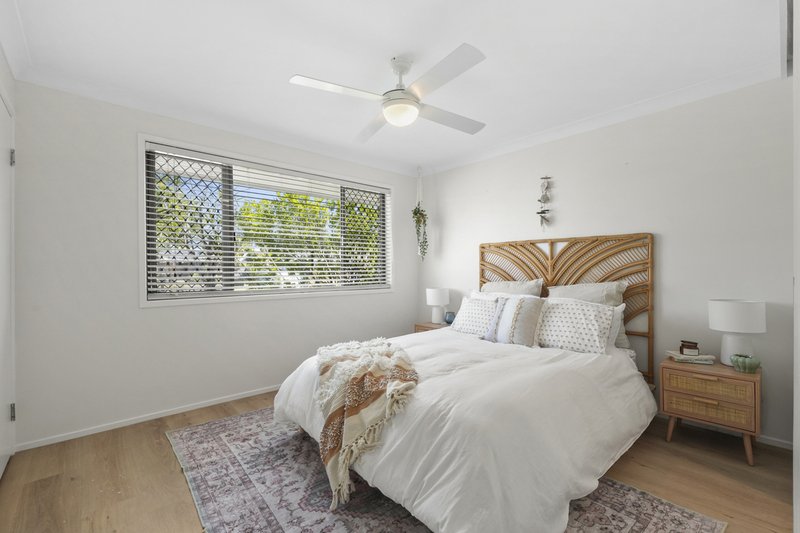 Photo - 14 Treeview Drive, Burleigh Waters QLD 4220 - Image 15