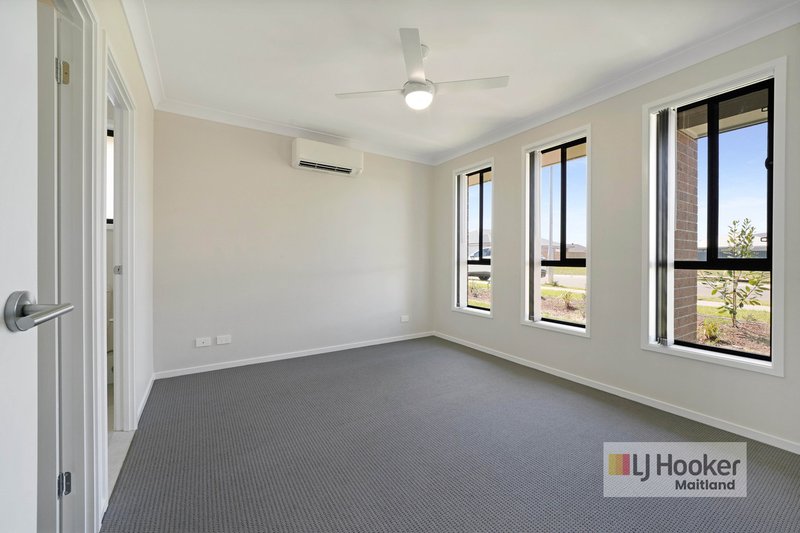 Photo - 14 Trevallyn Avenue, Lochinvar NSW 2321 - Image 5