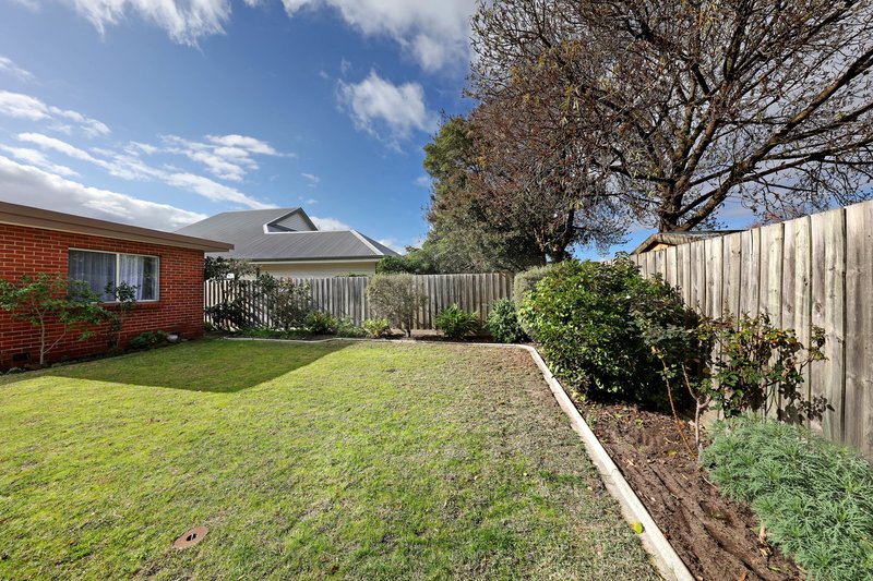 Photo - 14 Tuck Street, Cheltenham VIC 3192 - Image 10