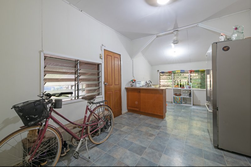 Photo - 14 Tyree Road, Mount Julian QLD 4800 - Image 4