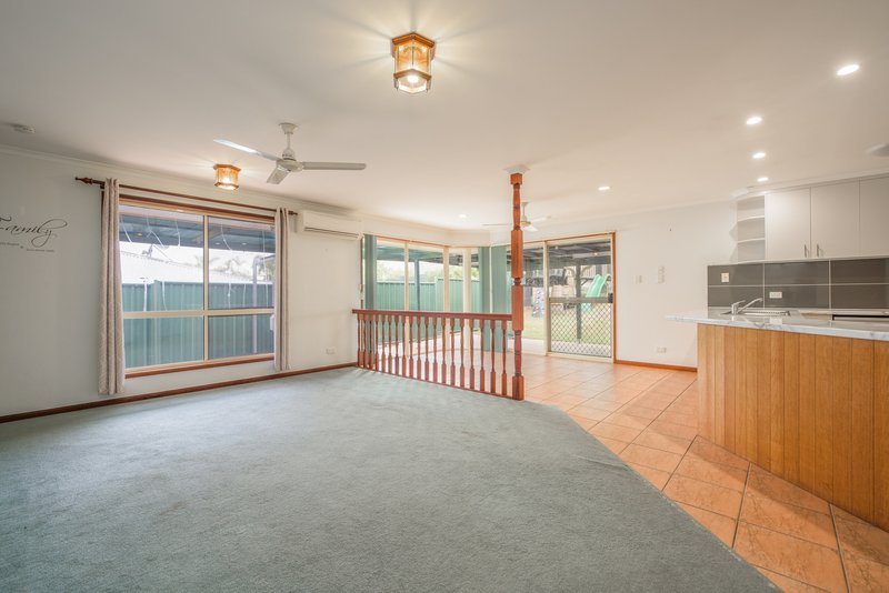 Photo - 14 Tyson Crescent, Tannum Sands QLD 4680 - Image 5