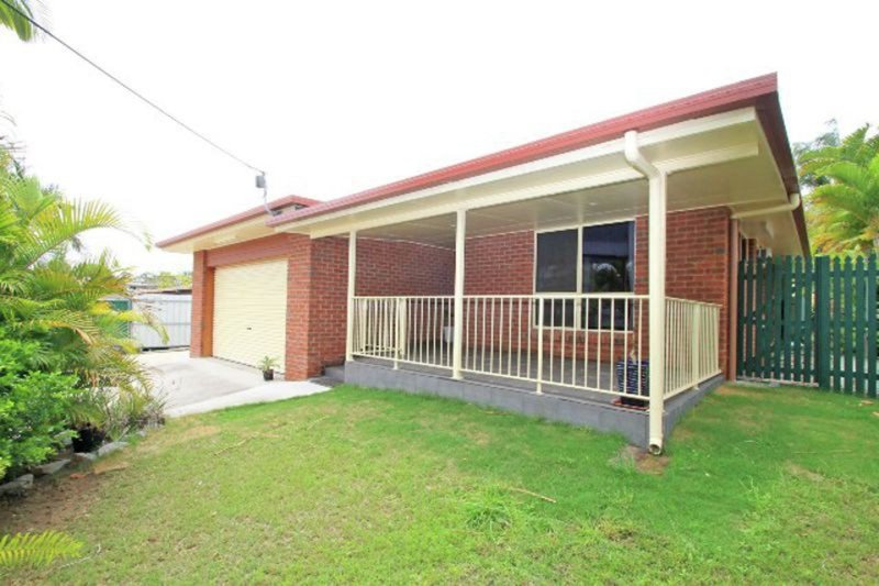 Photo - 14 Tyson Crescent, Tannum Sands QLD 4680 - Image 13