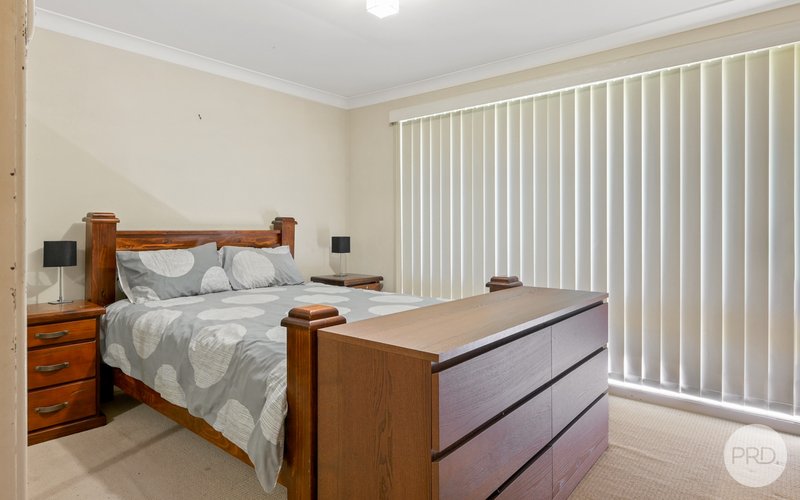 Photo - 14 Valleyview Crescent, Werrington Downs NSW 2747 - Image 6