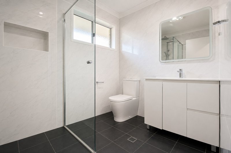 Photo - 14 Valparaiso Avenue, Toongabbie NSW 2146 - Image 7