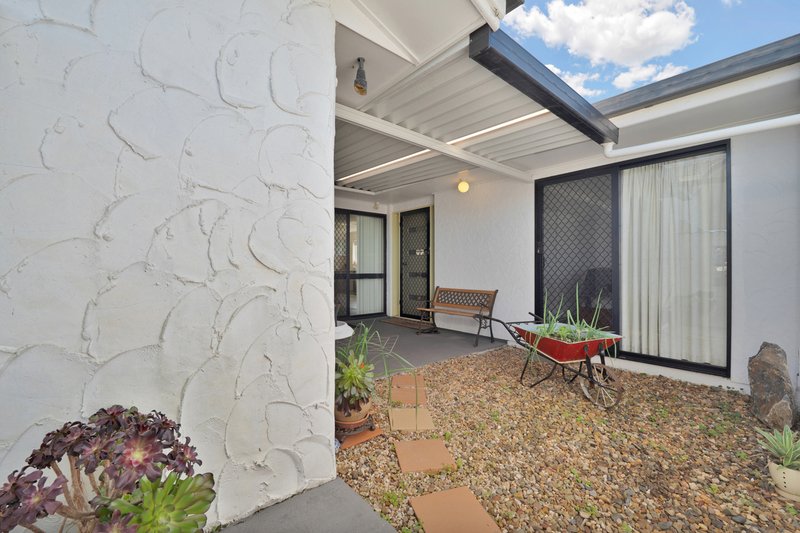 Photo - 14 Van Dieman Crescent, Springwood QLD 4127 - Image 23