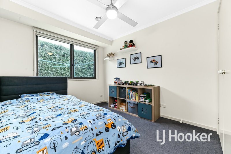 Photo - 14 Van Haaster Grove, Skye VIC 3977 - Image 13