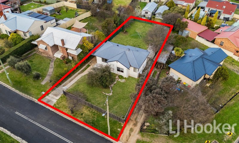 Photo - 14 Veness Street, Bathurst NSW 2795 - Image 16