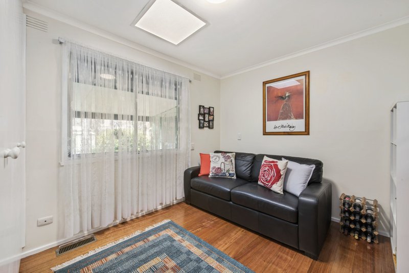 Photo - 14 Venetian Court, Croydon VIC 3136 - Image 7