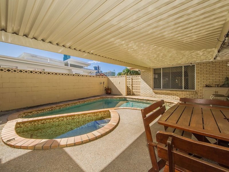 Photo - 14 Verona Avenue, Surfers Paradise QLD 4217 - Image 2