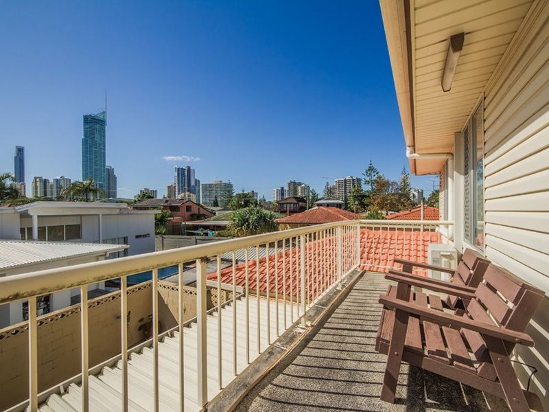 Photo - 14 Verona Avenue, Surfers Paradise QLD 4217 - Image 3