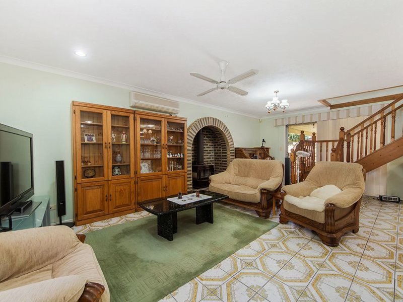 Photo - 14 Verona Avenue, Surfers Paradise QLD 4217 - Image 4