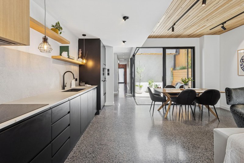 Photo - 14 Victoria Parade, Mawson Lakes SA 5095 - Image 3