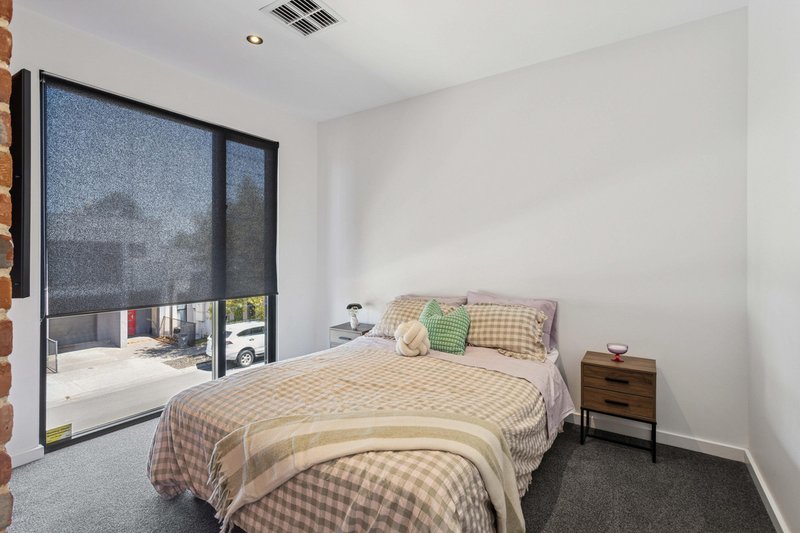 Photo - 14 Victoria Parade, Mawson Lakes SA 5095 - Image 13