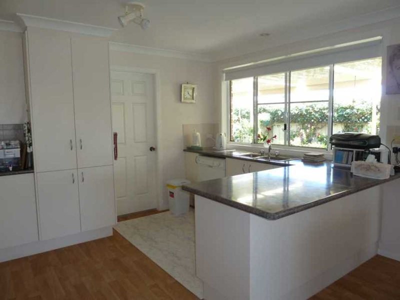 Photo - 1/4 Victoria Place, Forster NSW 2428 - Image 5